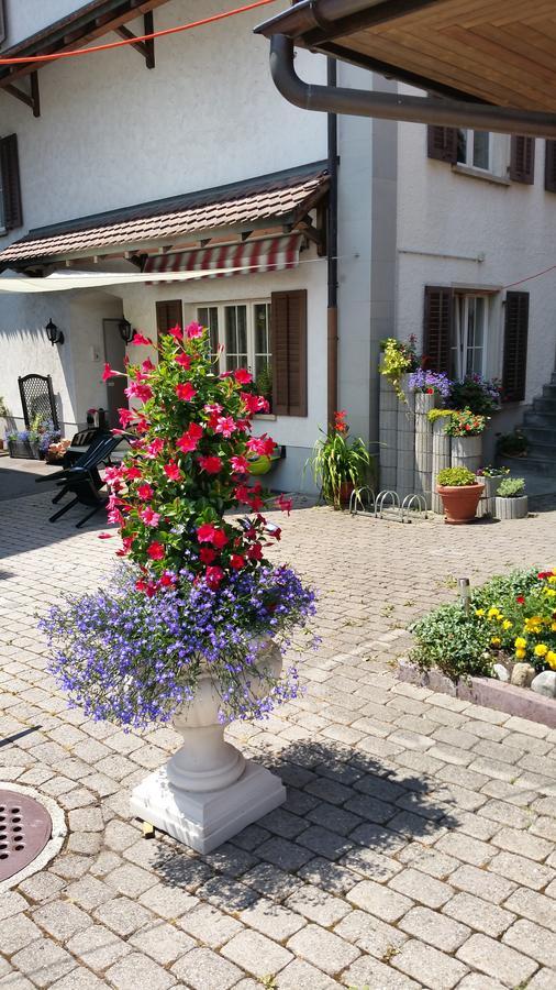 Gasthaus Post Muotathal Buitenkant foto